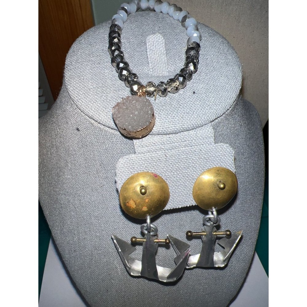 Artisan Brass & Aluminum Anchor & Genuine Grey Druzy Stretch Bracelet